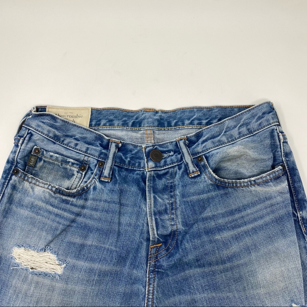Abercrombie & Fitch Light-wash Distressed Jeans | Slim Straight Cut | 30 x 30